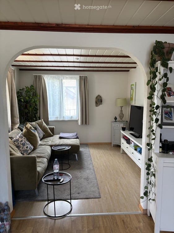 Charmantes 5.5-Zimmer-Einfamilienhaus an der Hauptstrasse in Aeschi SO 4