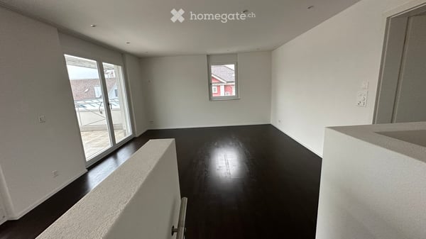 Grosszügiges 6.5-Zimmer-Doppeleinfamilienhaus (Haushälfte) in Erlen – ab November 2026 verfügbar 12