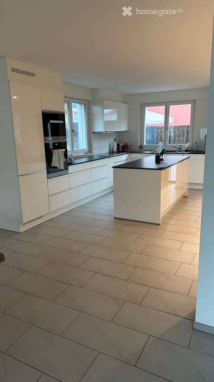 Grosszügiges 6.5-Zimmer-Doppeleinfamilienhaus (Haushälfte) in Erlen – ab November 2026 verfügbar 18