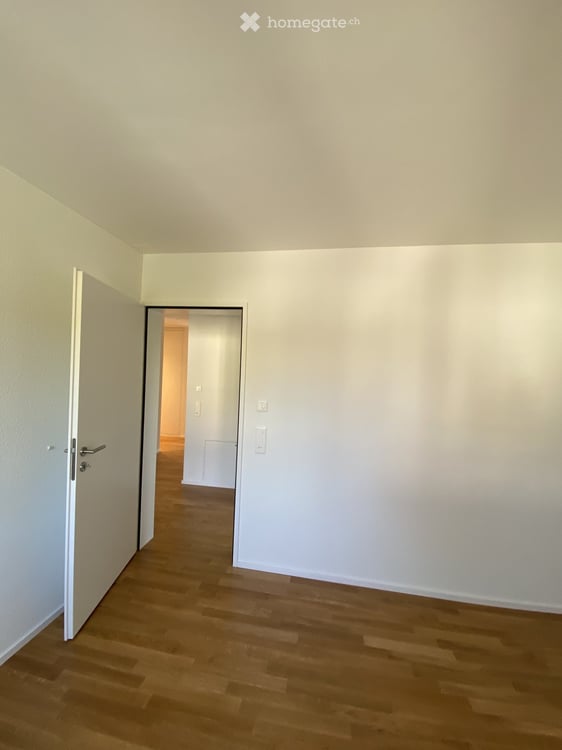 Helle 3.5-Zimmer-Wohnung im Minergie-Neubau mit Balkon und Einstellplatz 13