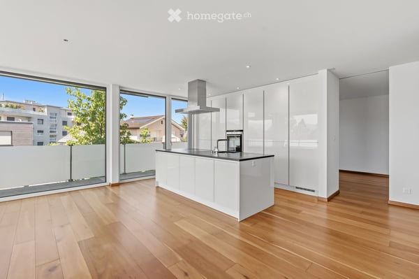 Grosszügige und gepflegte 2.5-Zimmer-Wohnung mit 31 m² Balkon in Widnau 3