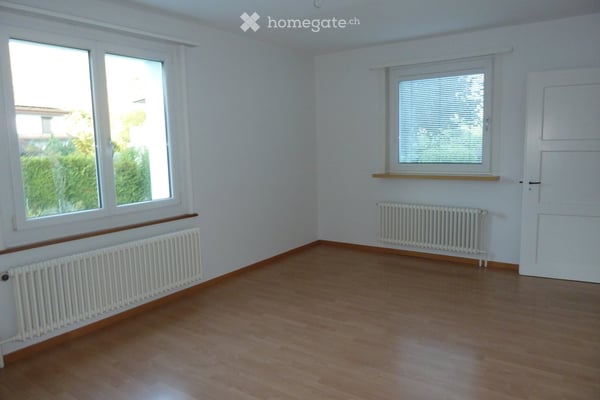 Geräumiges 6-Zimmer-Reihenhaus in Aarburg 2