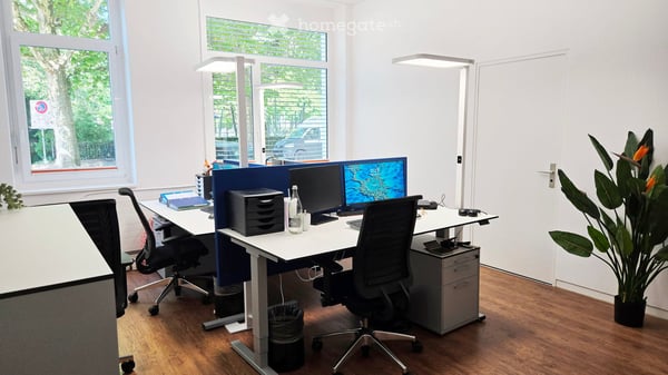 Grosszügige 4.5-Zimmer-Büroräume (105m2) in Altbau in der vorderen Lorraine, 3013 Bern 5
