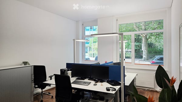 Grosszügige 4.5-Zimmer-Büroräume (105m2) in Altbau in der vorderen Lorraine, 3013 Bern 3