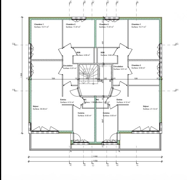 Floor plan of a residential space with labeled rooms including bedrooms, living areas, kitchen, bathrooms, and entrance. Dimensions and surface areas are provided for each room.