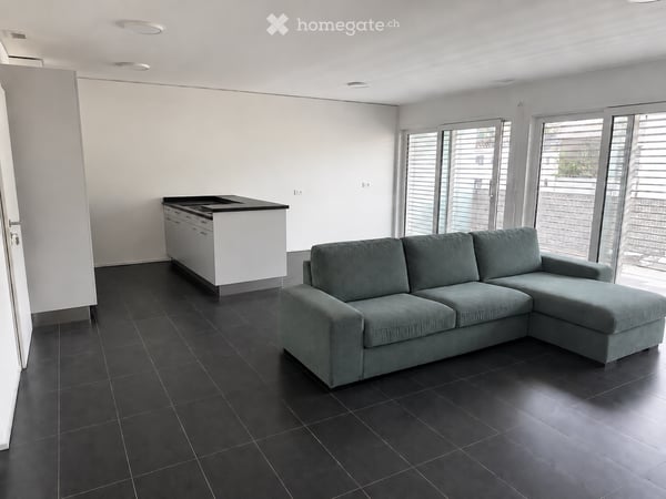 Appartamento luminoso di 1.5 locali con balcone a Chiasso 1