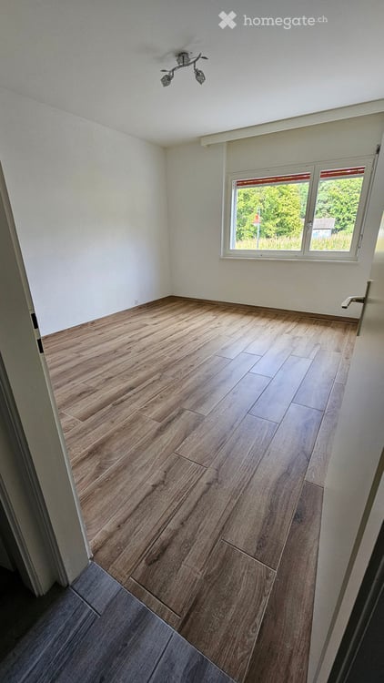 Appartement 3.5 pièces lumineux à louer à Sion 2
