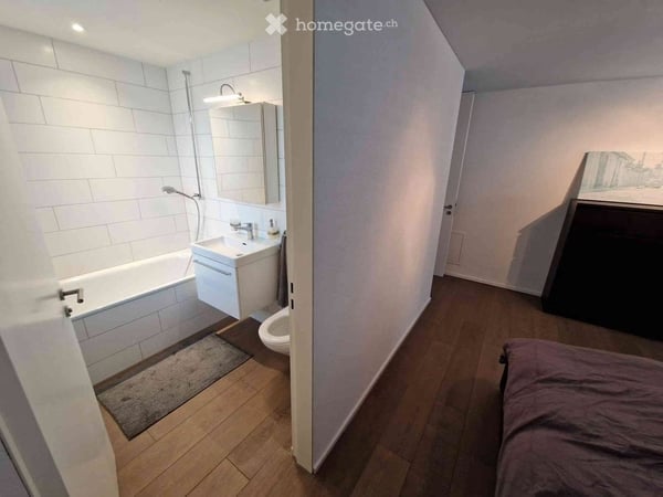Helle moderne 4.5 Dachgeschoss-Zimmerwohnung mit hochwertiger Ausstattung 4