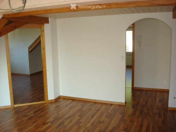 2 1/2 Zimmer Dachwohnung 2