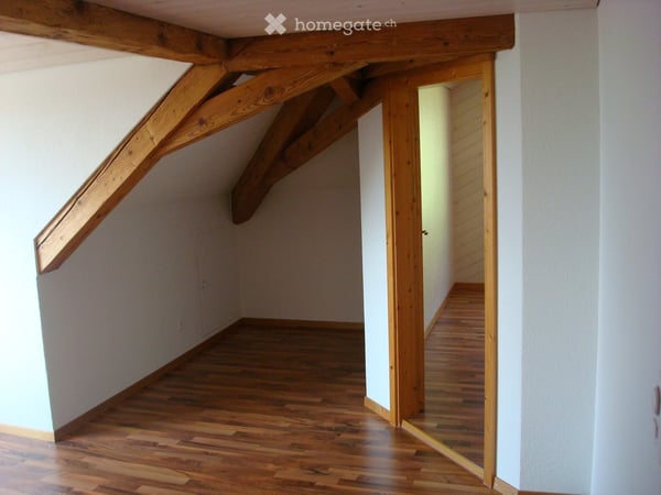 2 1/2 Zimmer Dachwohnung 15