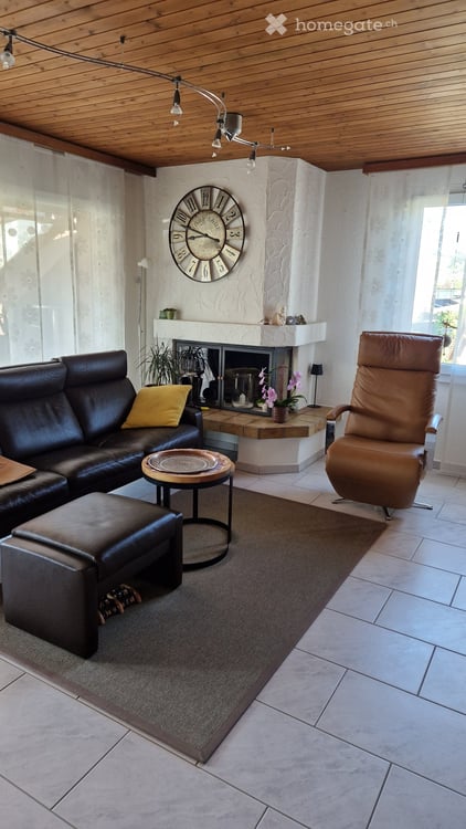 Charmante 4.5-Zimmer-Wohnung mit Balkon und Cheminée in Dagmersellen 2