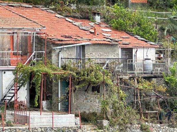 Rustikales Steinhaus mit Meerblick in Fossola Tramonti – Sofort verfügbar 14