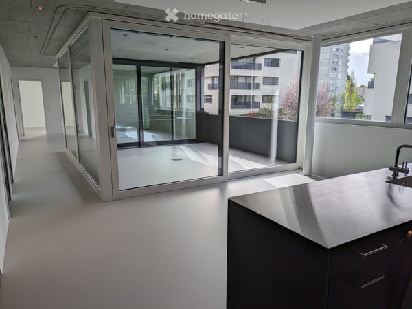 Helle 4.5-Zimmer-Wohnung mit Balkon und schöner Aussicht in Buchs SG 4