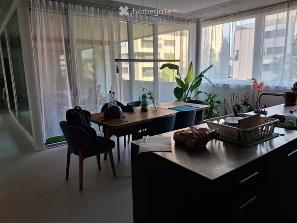 Helle 4.5-Zimmer-Wohnung mit Balkon und schöner Aussicht in Buchs SG 3