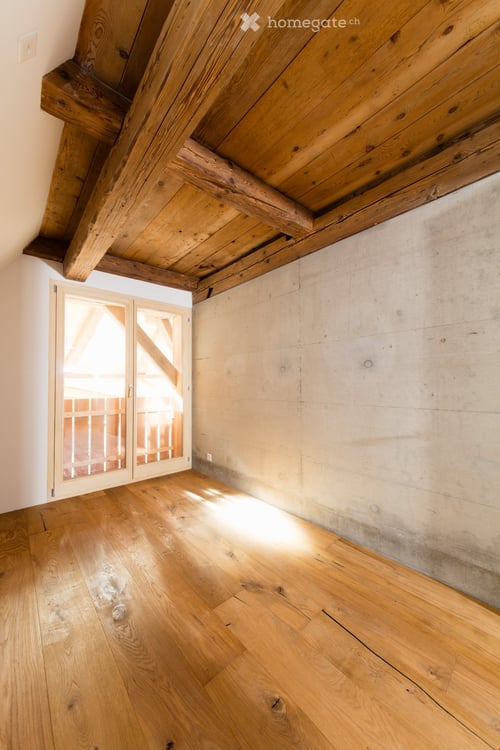 Charmante 3.5-Zimmer-Wohnung im sanierten Altbau in Mattstetten – sofort verfügbar! 3
