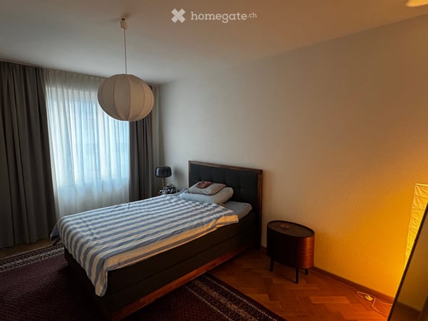 Charmante 3-Zimmer-Altbauwohnung mit Balkon am Boulevard de Pérolles, Freiburg 2