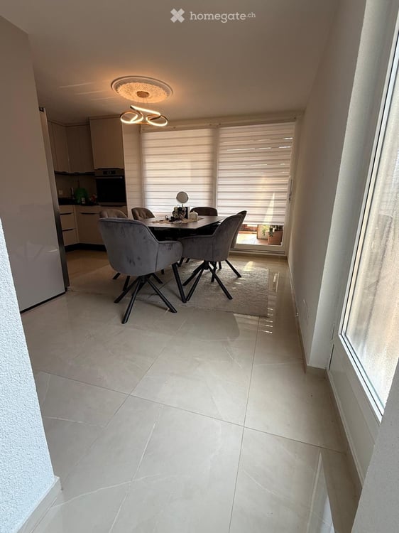 Gepflegtes 5.5-Zimmer-Reihenhaus in Therwil – Sofort verfügbar! 3