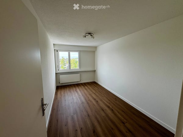 Helle 4.5-Zimmer-Wohnung mit Panoramablick in Steinhausen 12