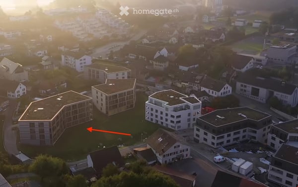 Eckwohnung am Dorfbach mit viel Licht 9