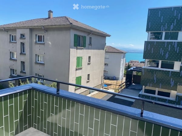 Appartement neuf de 2.5 pièces avec deux balcons à Peseux/NE, parking inclus. 10
