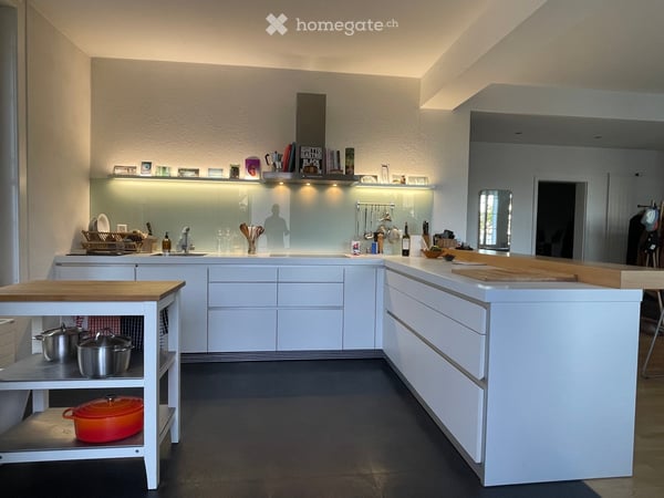 A remettre dès le 1.11.2026 : Magnifique appartement loft 2,5 pièces 92 m², Quartier Beaumont 3