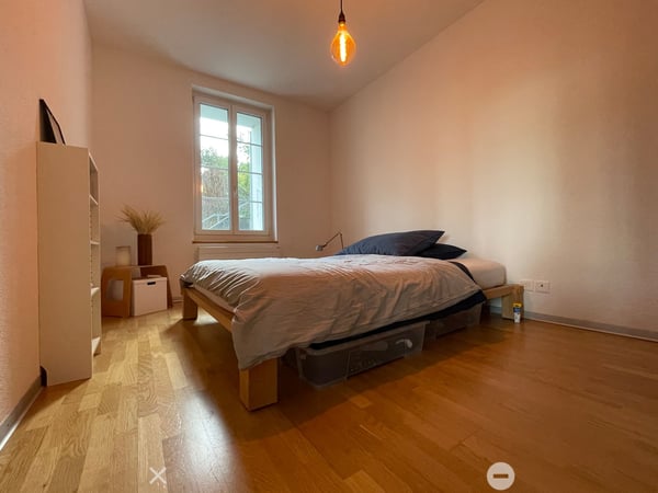 A remettre dès le 1.11.2026 : Magnifique appartement loft 2,5 pièces 92 m², Quartier Beaumont 4