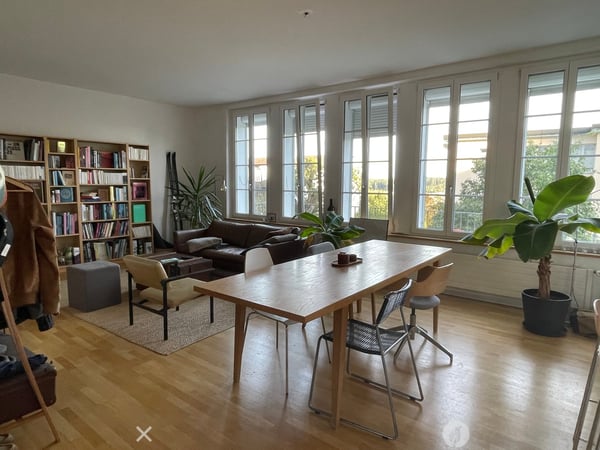 A remettre dès le 1.11.2026 : Magnifique appartement loft 2,5 pièces 92 m², Quartier Beaumont 1