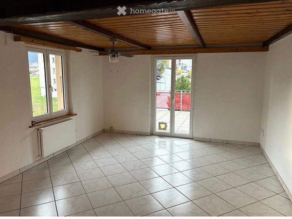 Charmante 1.5-Zimmer-Wohnung in Susten mit grosser Terrasse und kleinem Balkon 4