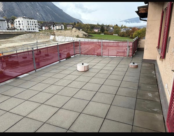 Charmante 1.5-Zimmer-Wohnung in Susten mit grosser Terrasse und kleinem Balkon 8
