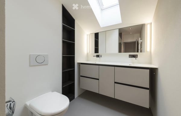 Charming 3.5-Room Attic Apartment in the Heart of Bern's Old Town 6