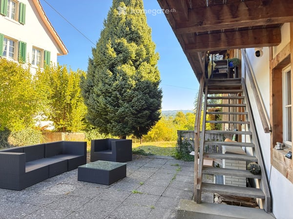 Charmanter 4.5-Zimmer-Maisonette möbiliert, befristet in Maur, ZH 17