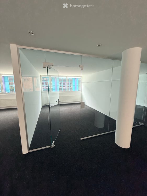 Helle 320 m² Gewerbe-/Bürofläche auf 2 Etagen an Top-Lage in Herisau – inkl. 3 Parkplätze 11
