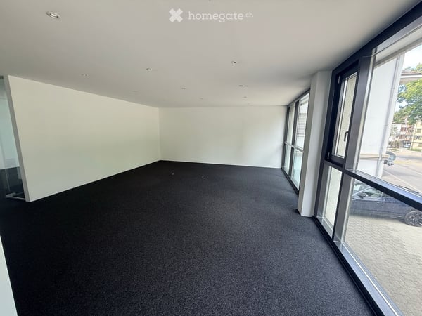 Helle 320 m² Gewerbe-/Bürofläche auf 2 Etagen an Top-Lage in Herisau – inkl. 3 Parkplätze 7