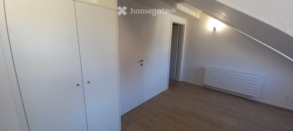 Dans maison vigneronne, à Cortaillod – Duplex 4.5 pièces avec 2 salles d'eau, 3 loggias-Vue 4