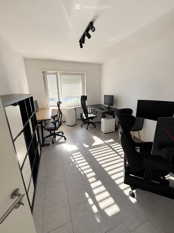 Charming 3.5-Room Apartment in Lugano – Available from 1st November 9