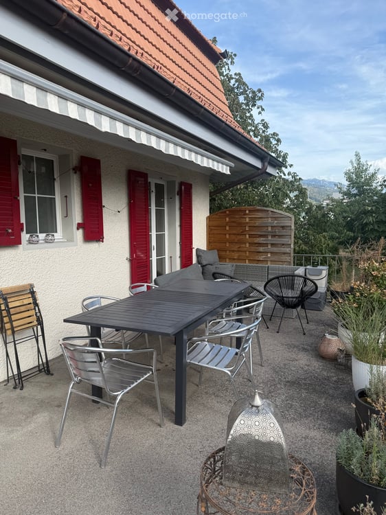 Charmante 4-Zimmer-Altbauwohnung mit Terrasse in Thun 7