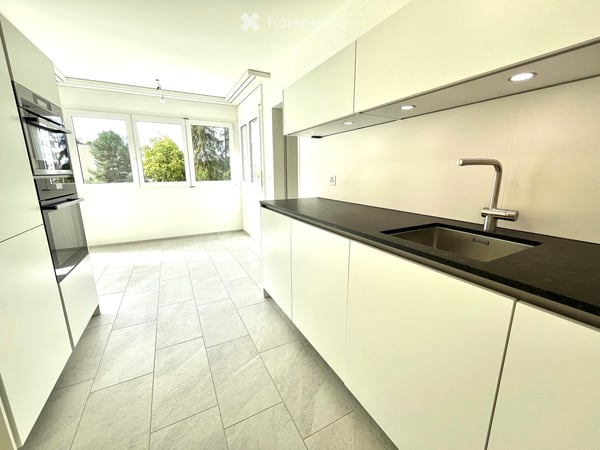 ERSTBEZUG nach vollständiger Renovation - Moderne 4.5-Zimmer-Wohnung an ruhiger Lage in Wil SG 9