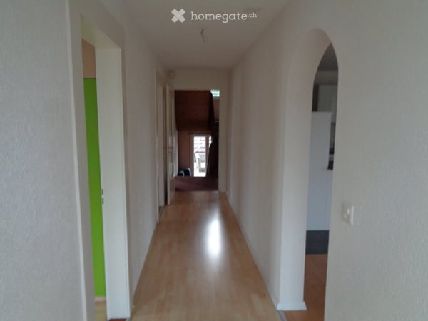 4.5‑Zimmer‑Wohnung mit Terrasse & Gartenanteil – neu renoviert, sofort verfügbar 3