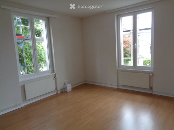 4.5‑Zimmer‑Wohnung mit Terrasse & Gartenanteil – neu renoviert, sofort verfügbar 4