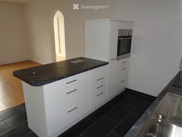 4.5‑Zimmer‑Wohnung mit Terrasse & Gartenanteil – neu renoviert, sofort verfügbar