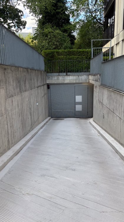 Tiefgarage in Zürich 1