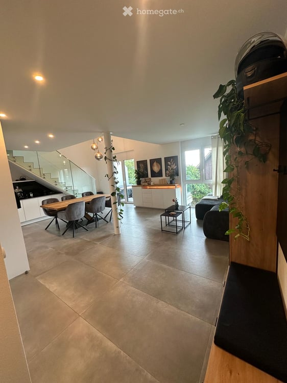 Exklusive 2.5-Zimmer-Maisonettewohnung mit Galerie – moderner Eigentumsstandard 5