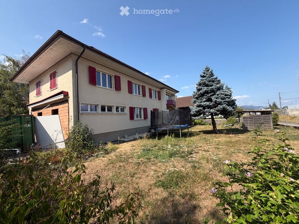 Frisch renovierte 2.5 Zimmer Etagenwohnung 6