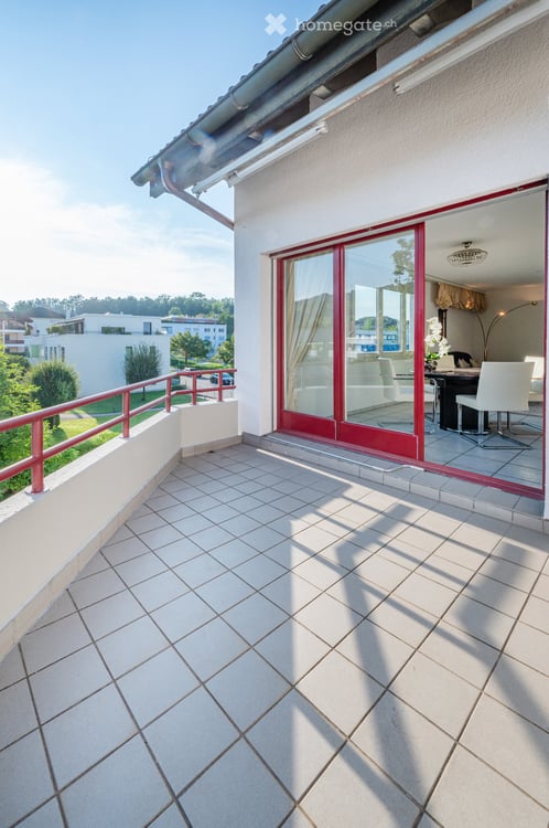 Helle 4 ½ Zimmer-Wohnung an zentraler Lage zu vermieten 12