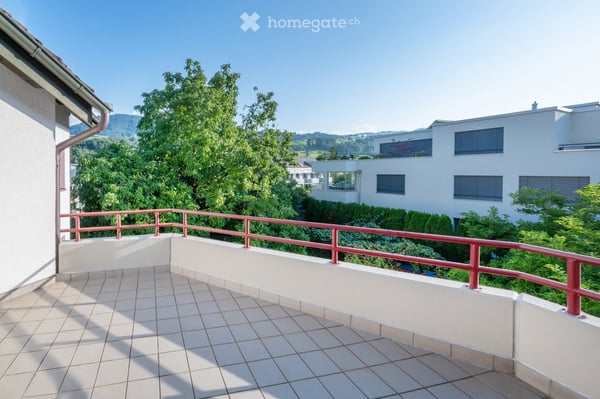 Helle 4 ½ Zimmer-Wohnung an zentraler Lage zu vermieten 11