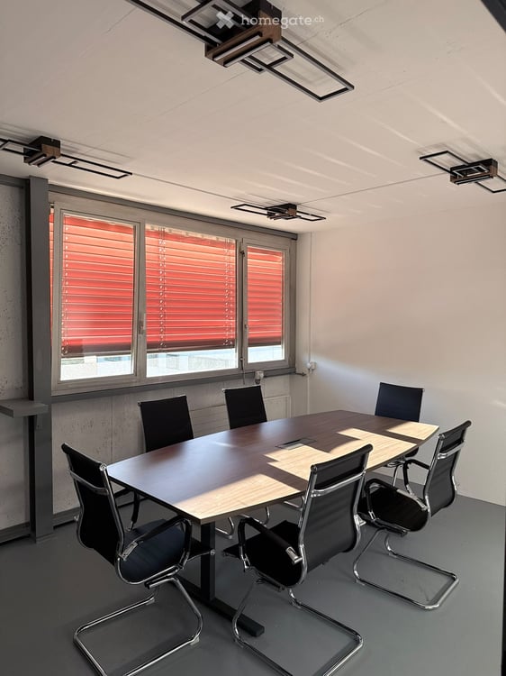 Denges – 560 m² avec 200 m² de chambres froides à remettre 22