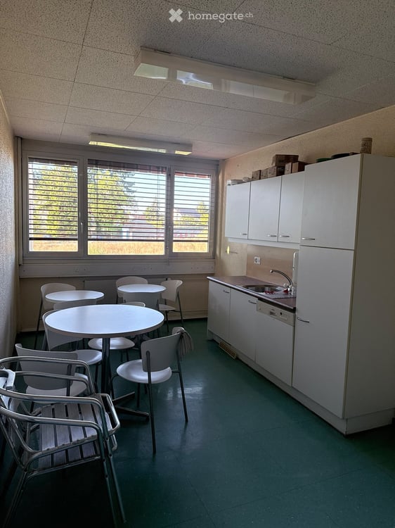 Denges – 560 m² avec 200 m² de chambres froides à remettre 24