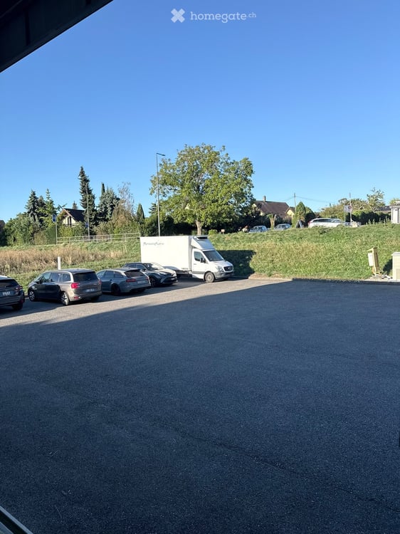 Denges – 560 m² avec 200 m² de chambres froides à remettre 28