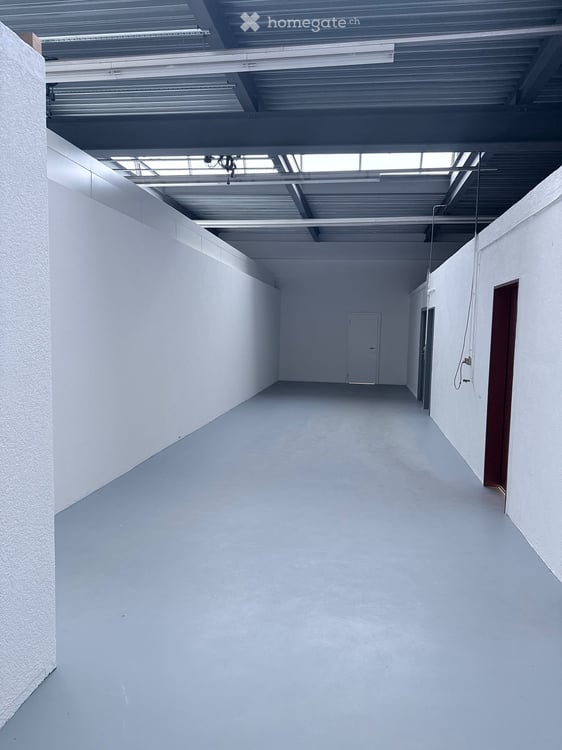Denges – 560 m² avec 200 m² de chambres froides à remettre 19