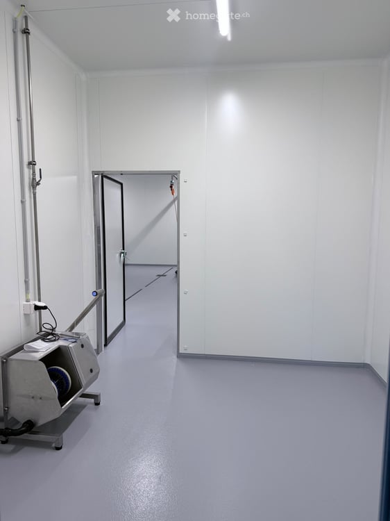 Denges – 560 m² avec 200 m² de chambres froides à remettre 15